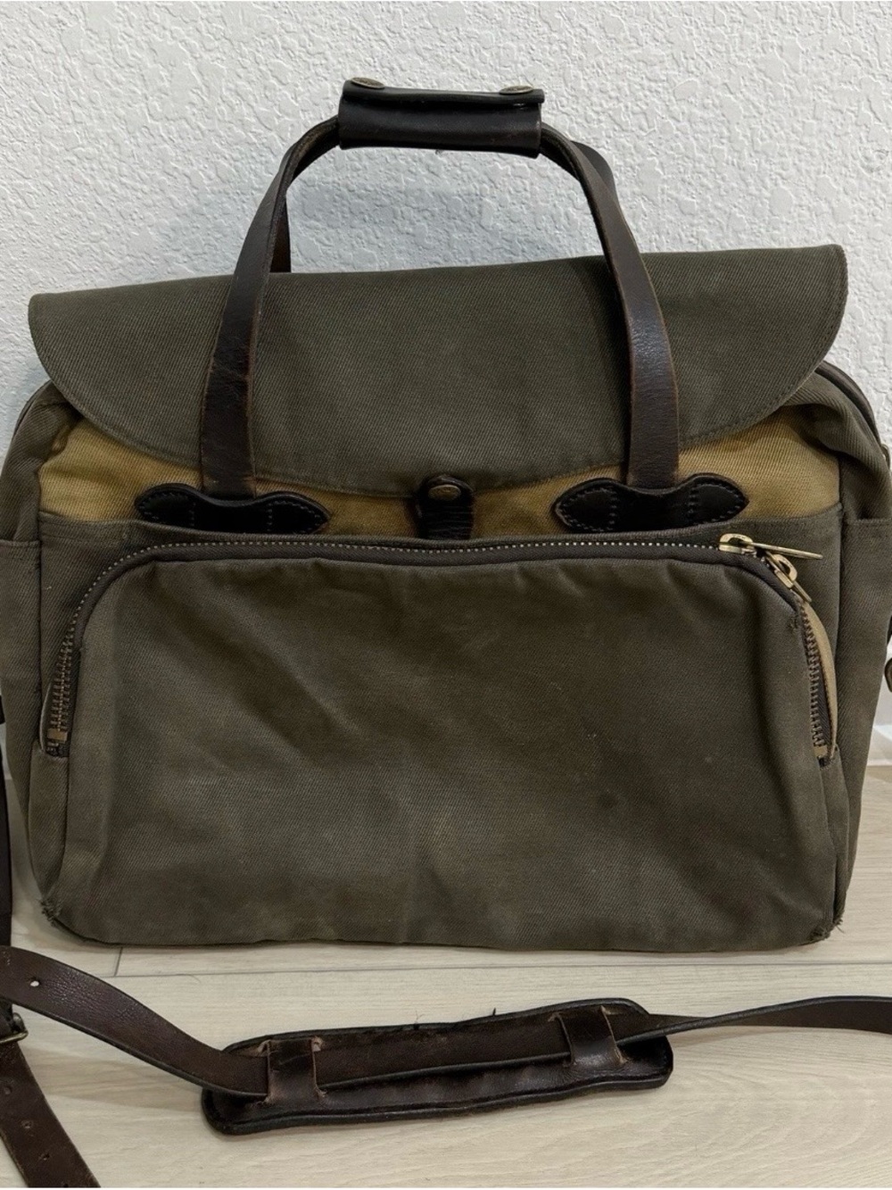 Filson 257 Padded Computer Bag Rare Two Tone